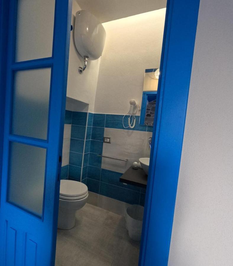 Sole Azzurro Suite Bosa Kültér fotó